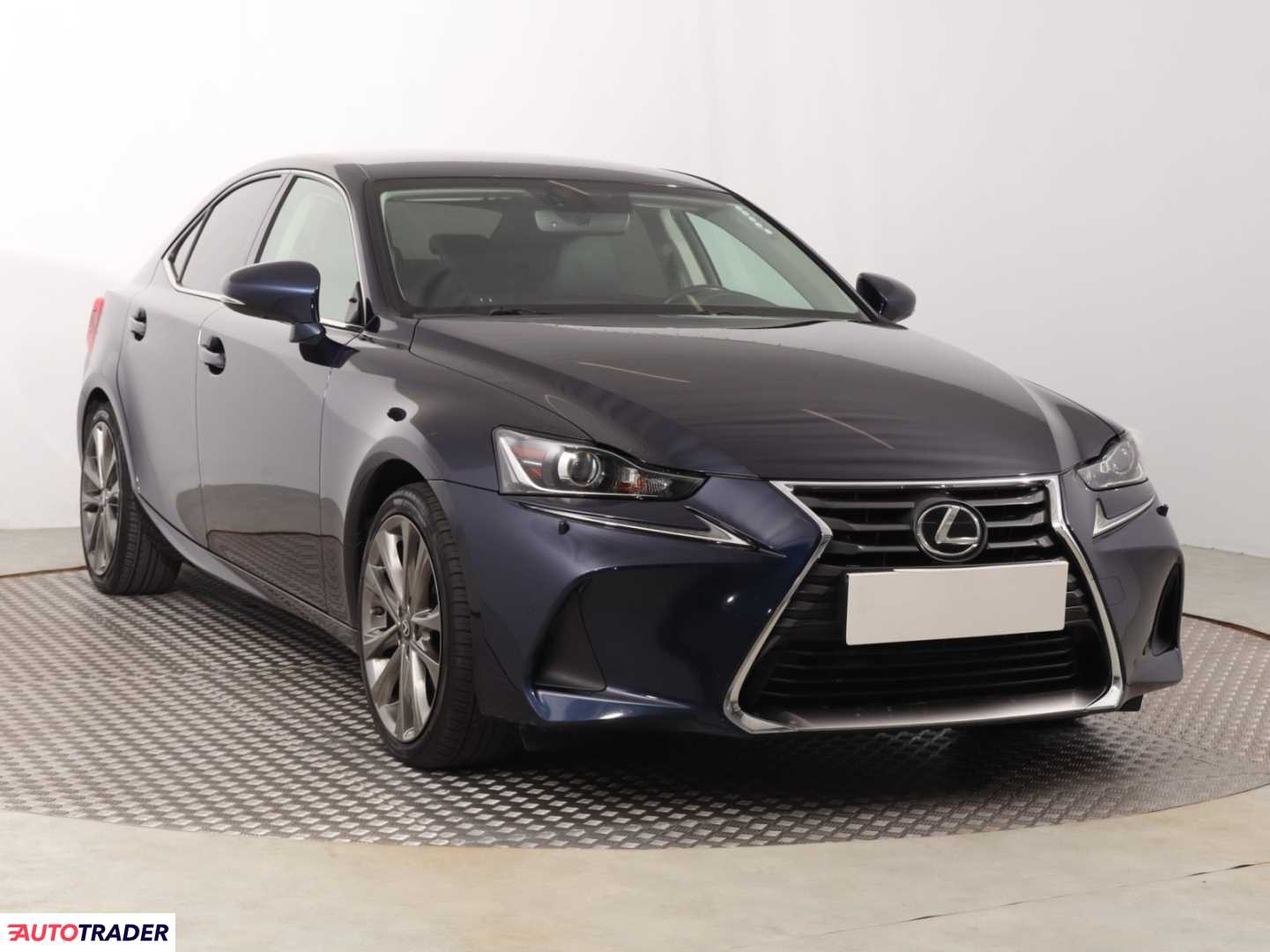 Lexus IS 2016 2.0 241 KM Lexus IS 2016 2.0 241 KM