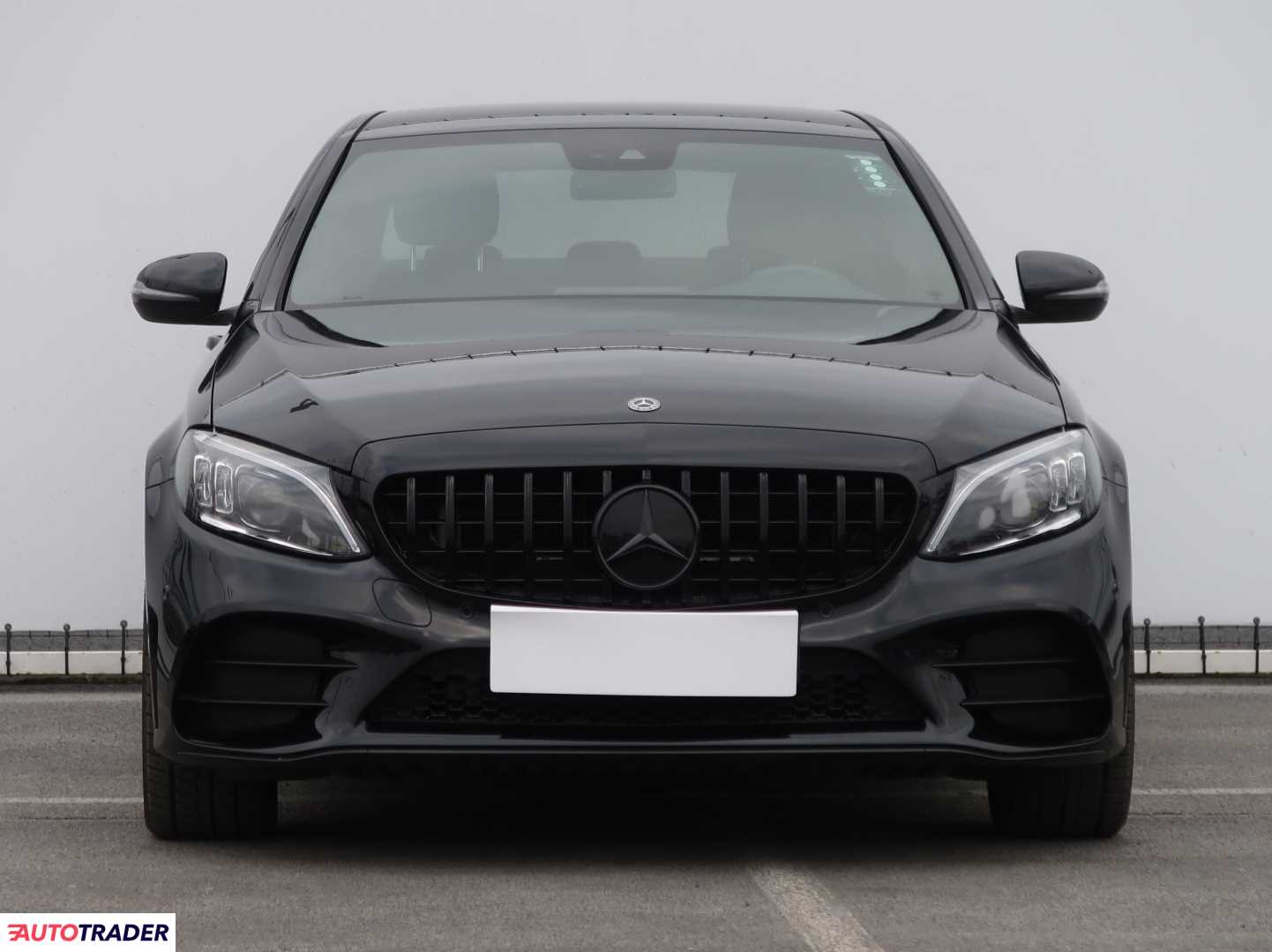 Mercedes C-klasa 2019 1.5 181 KM