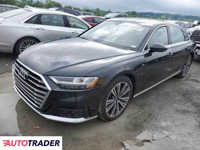 Audi A8 2021 4