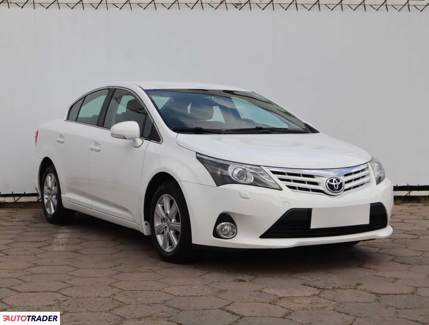 Toyota Avensis 2014 2.0 122 KM Toyota Avensis 2014 2.0 122 KM