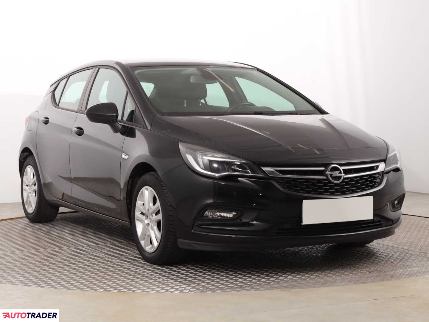 Opel Astra 2019 1.4 147 KM