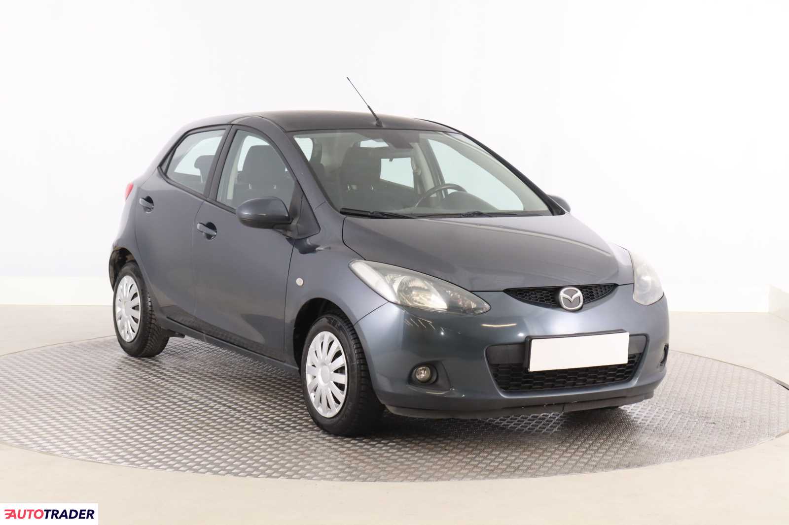 Mazda 2 2009 1.5 101 KM