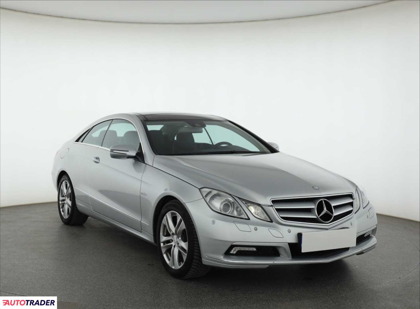 Mercedes E-klasa 2009 3.5 288 KM