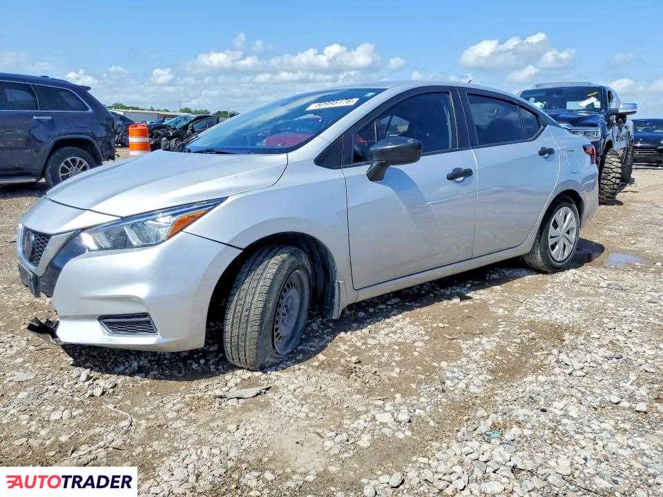 Nissan Versa 2020 1