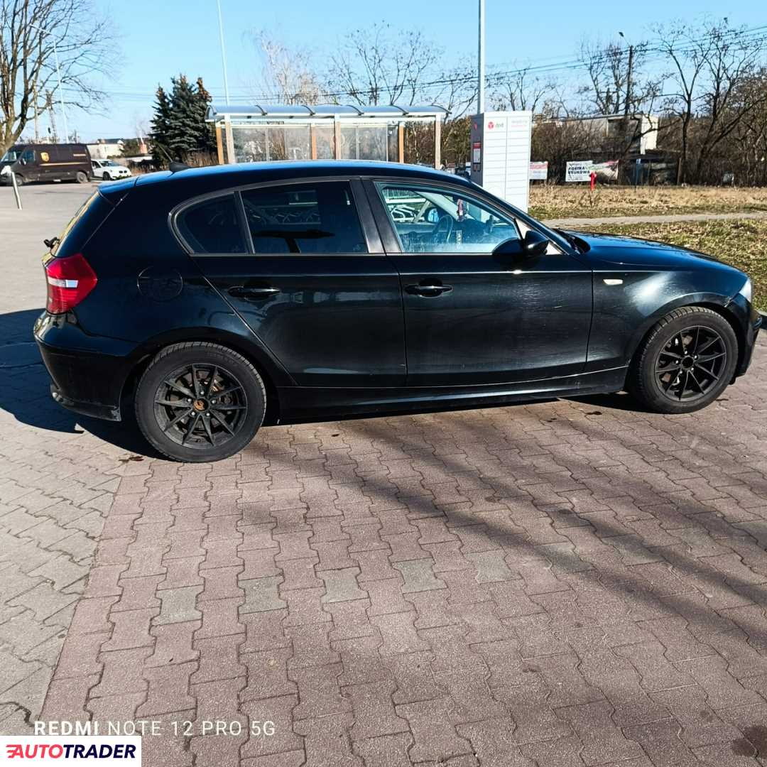 BMW 118 2008 2.0 143 KM