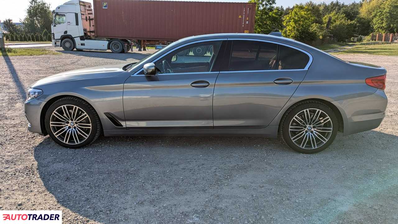 BMW 530 2019 2.0 252 KM
