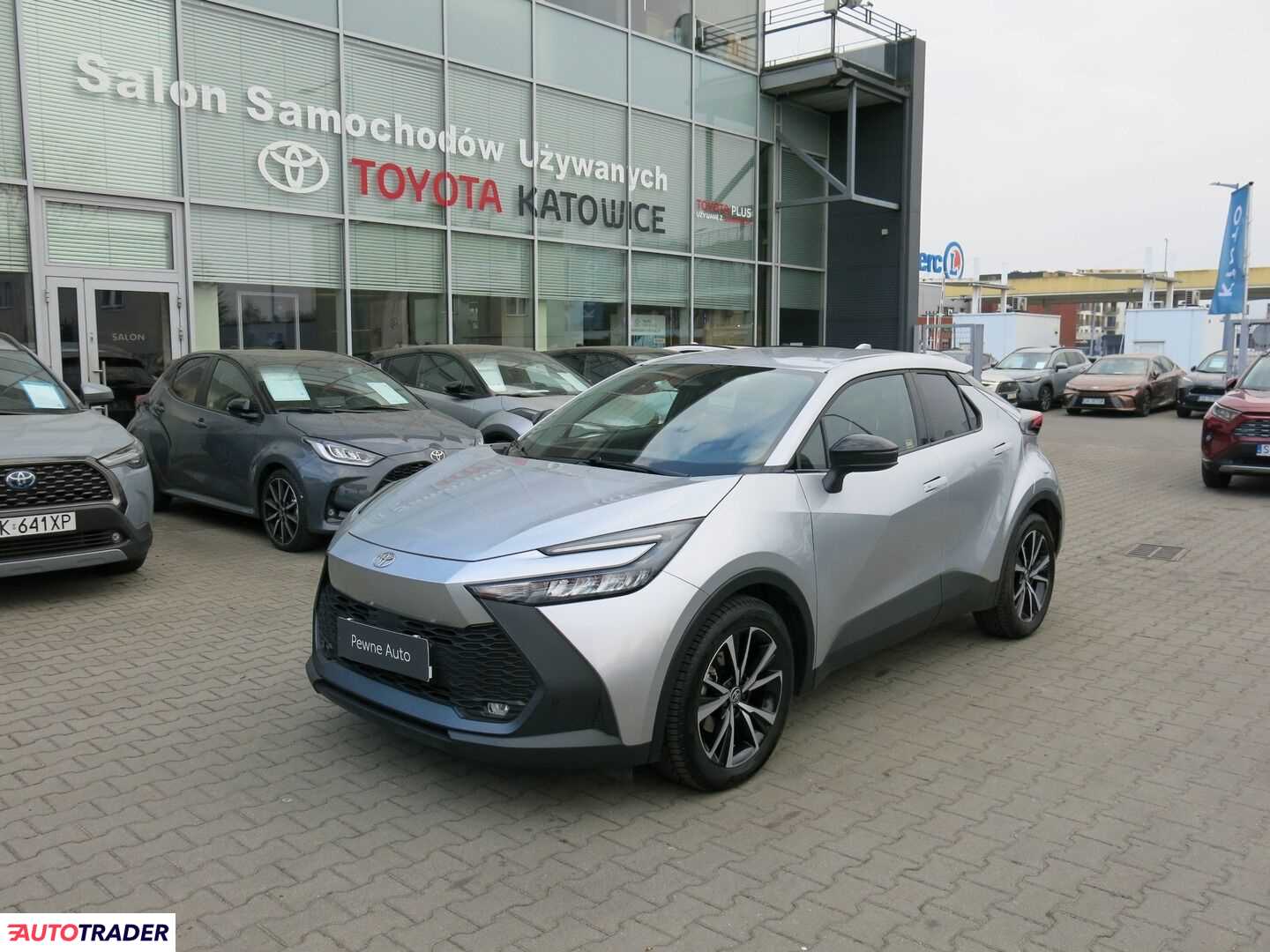 Toyota C-HR 2024 1.8 140 KM