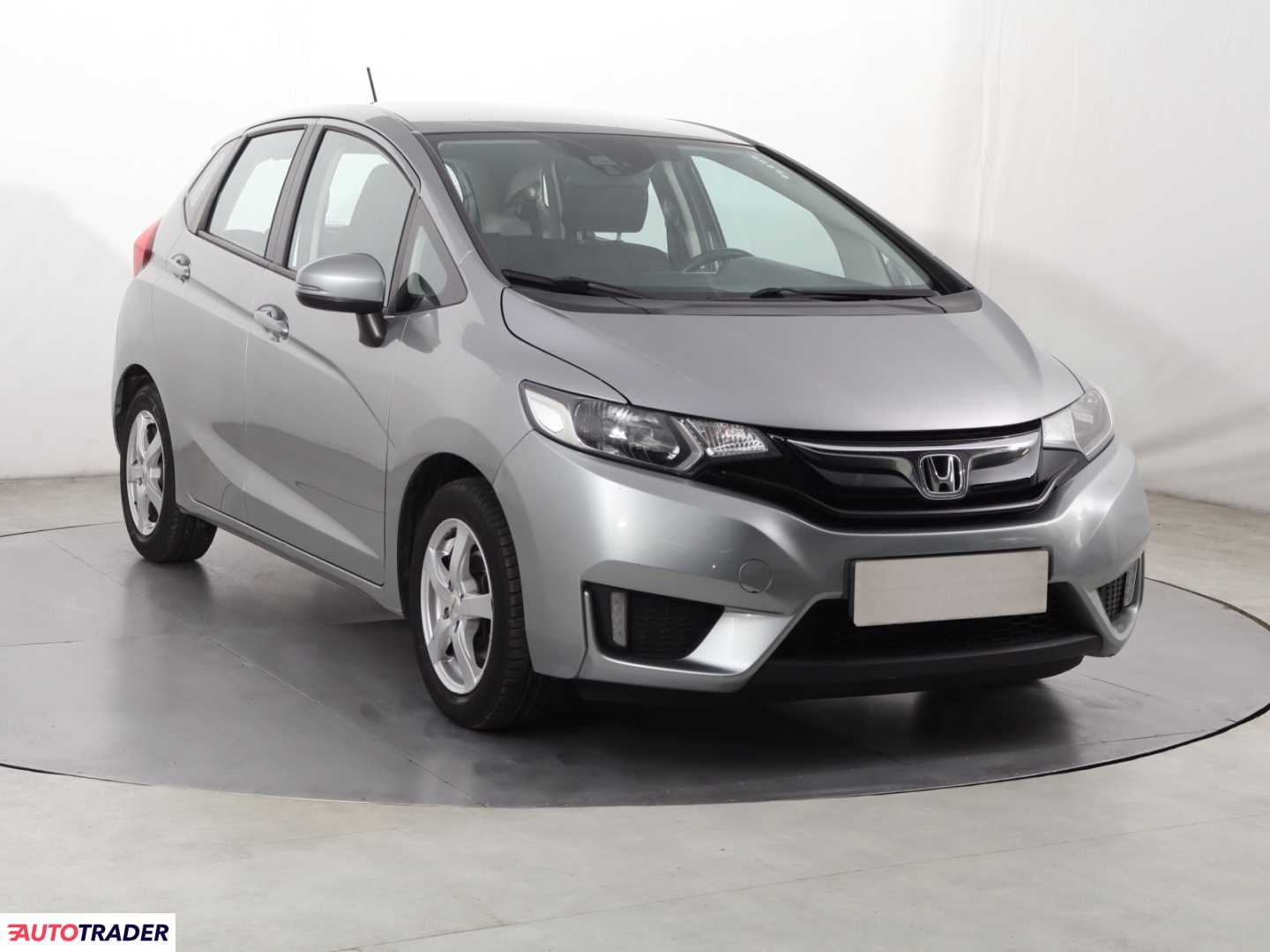 Honda Jazz 2015 1.3 100 KM