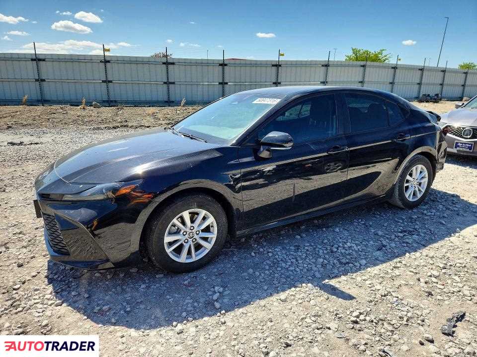 Toyota Camry 2025 2