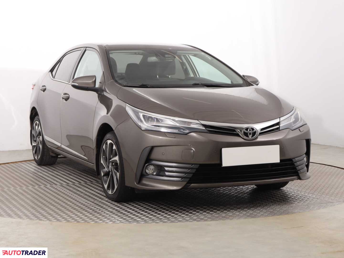Toyota Corolla 2018 1.6 130 KM