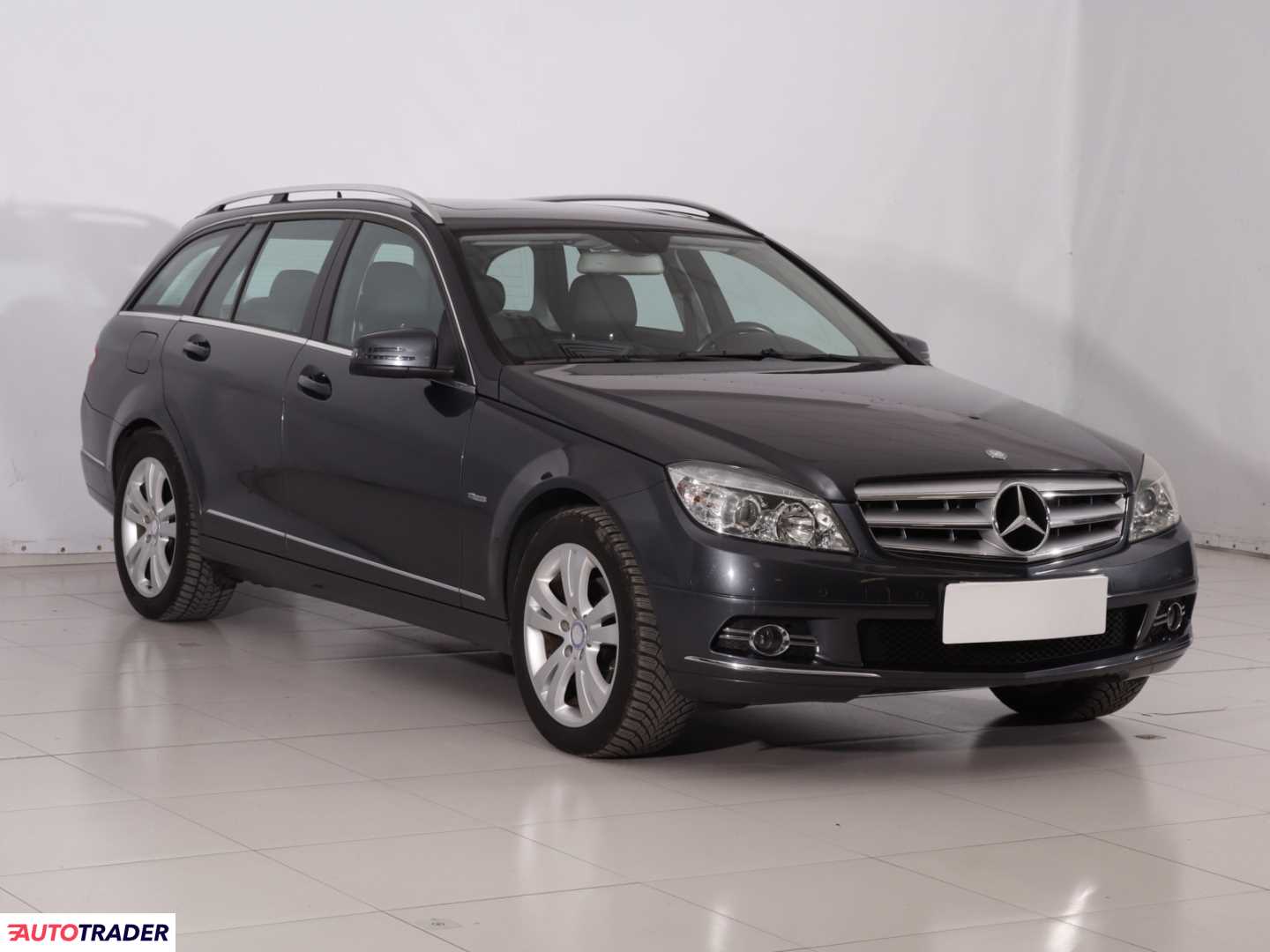 Mercedes C-klasa 2010 1.8 181 KM