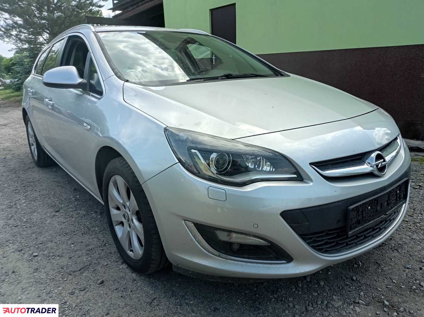 Opel Astra 2015 2 165 KM