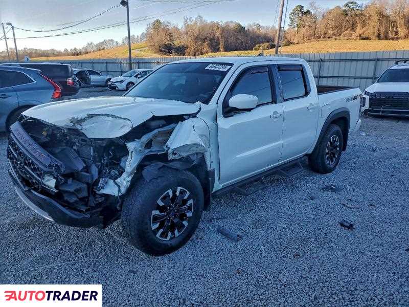 Nissan Frontier 2022 3