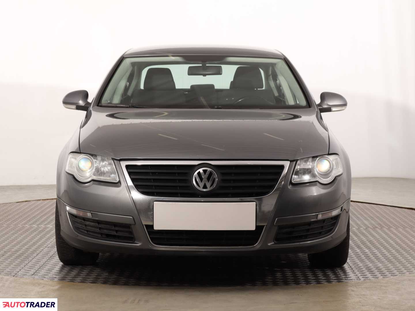 Volkswagen Passat 2006 2.0 138 KM