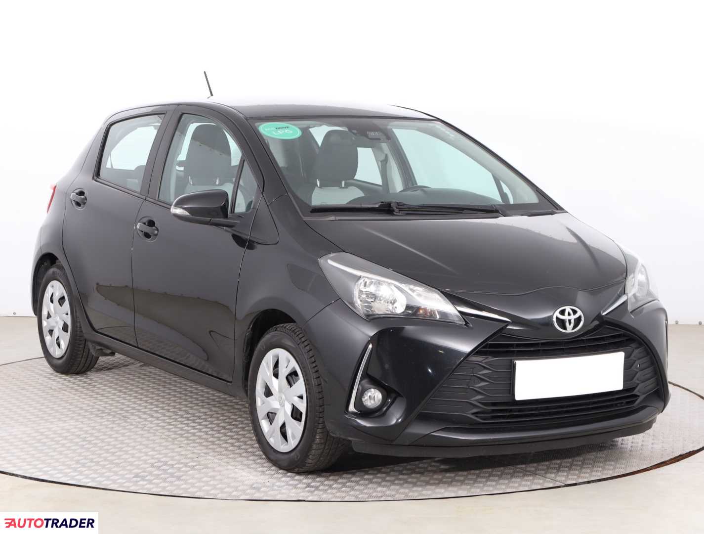 Toyota Yaris 2018 1.5 109 KM Toyota Yaris 2018 1.5 109 KM
