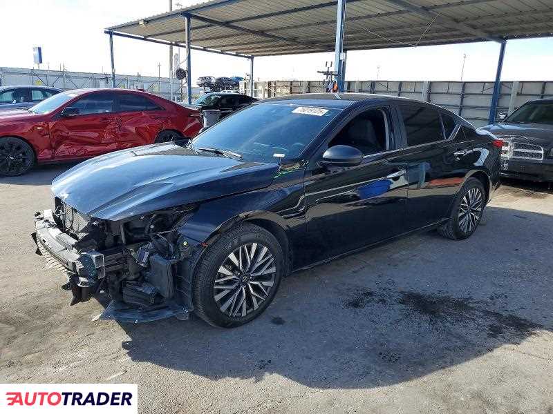 Nissan Altima 2025 2