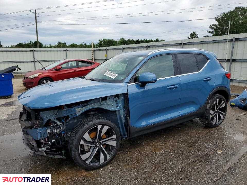 Volvo XC40 2024 2