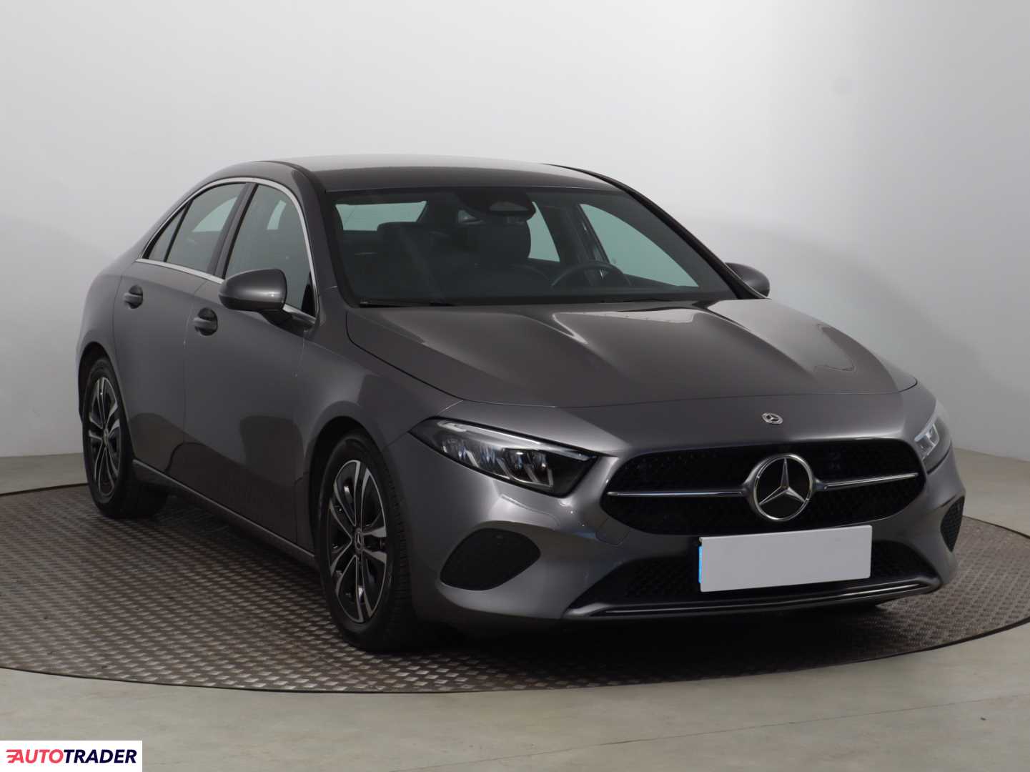 Mercedes A-klasa 2023 1.3 160 KM