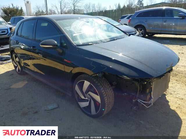 Volkswagen Golf 2024 2