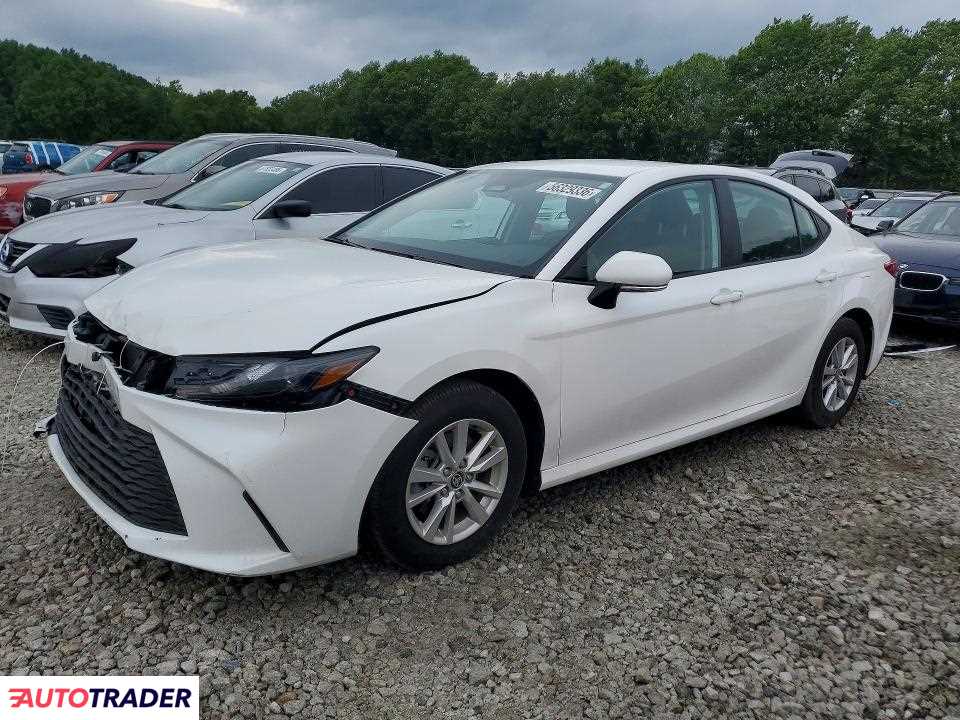 Toyota Camry 2025 2