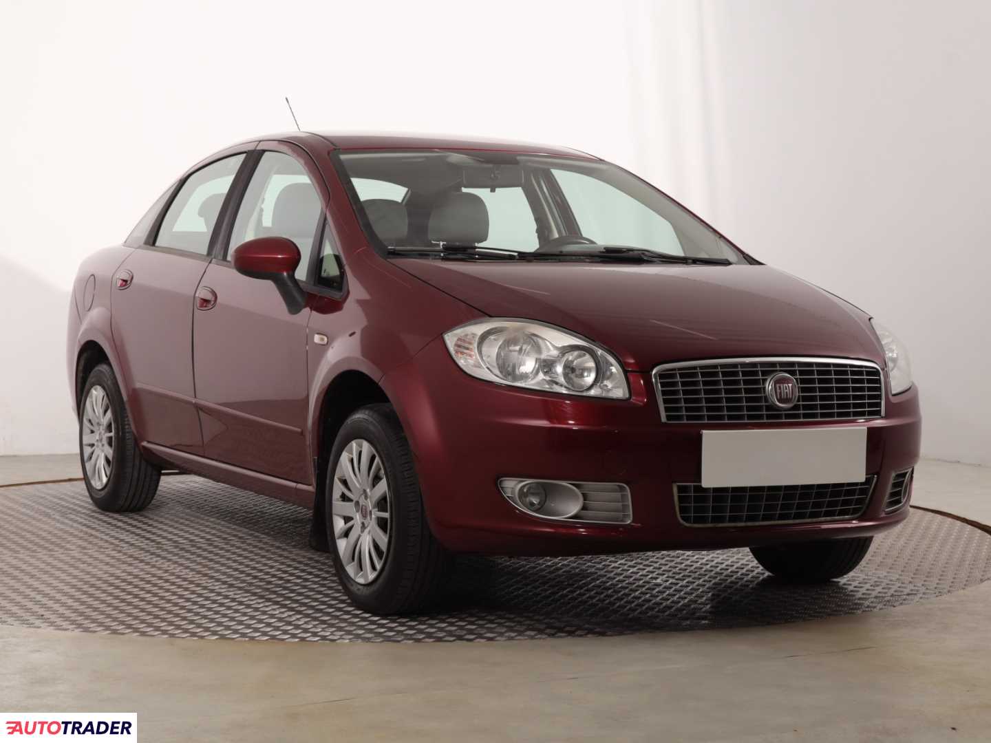 Fiat Linea 2011 1.4 76 KM
