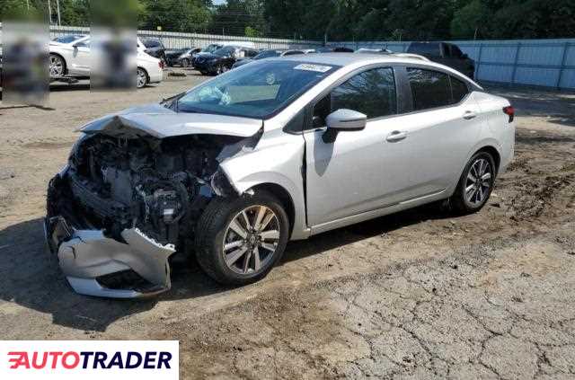 Nissan Versa 2020 1