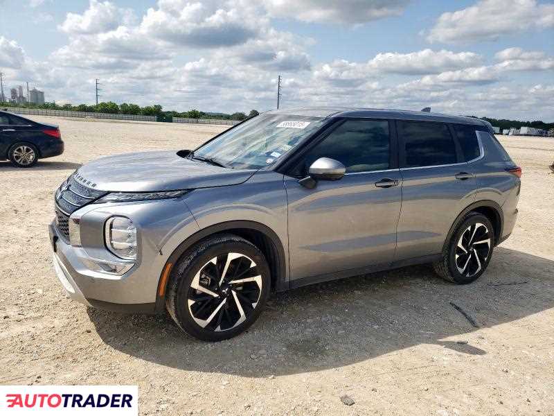 Mitsubishi Outlander 2023 2