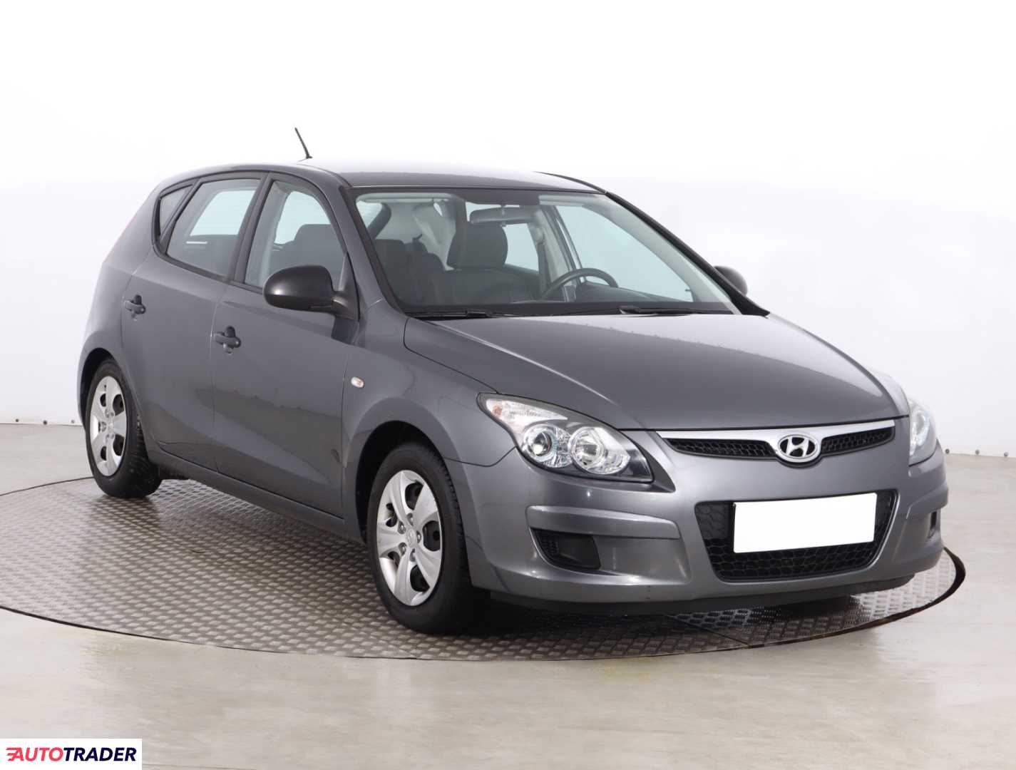 Hyundai i30 2009 1.4 107 KM