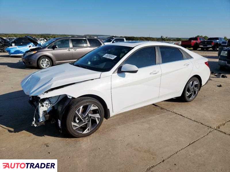Hyundai Elantra 2025 2
