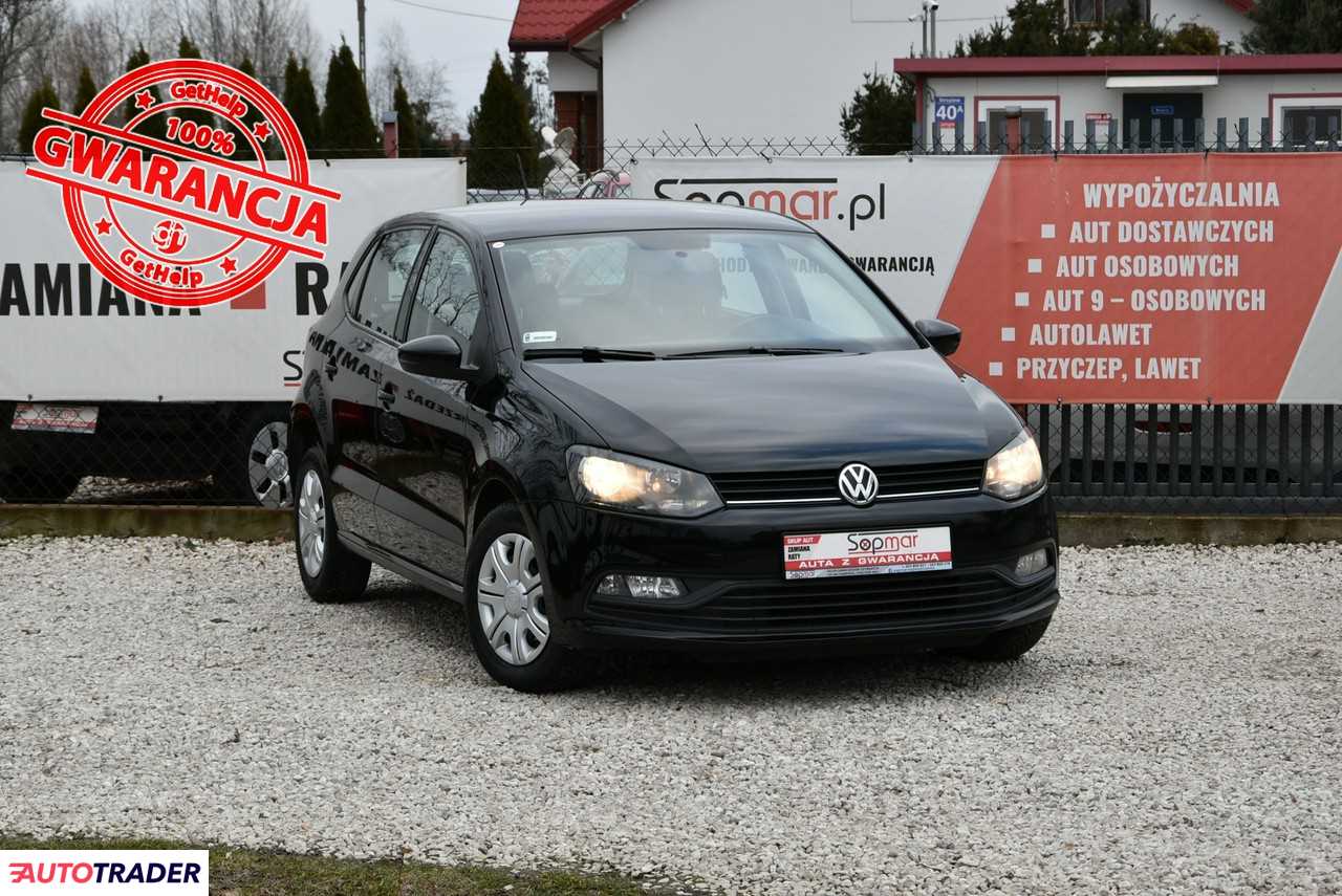 Volkswagen Polo 1.4 benzyna 75 KM 2016r. (Kampinos)