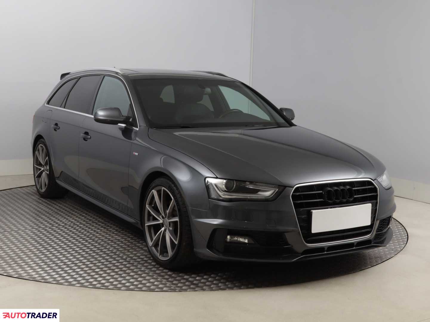 Audi A4 2015 1.8 167 KM