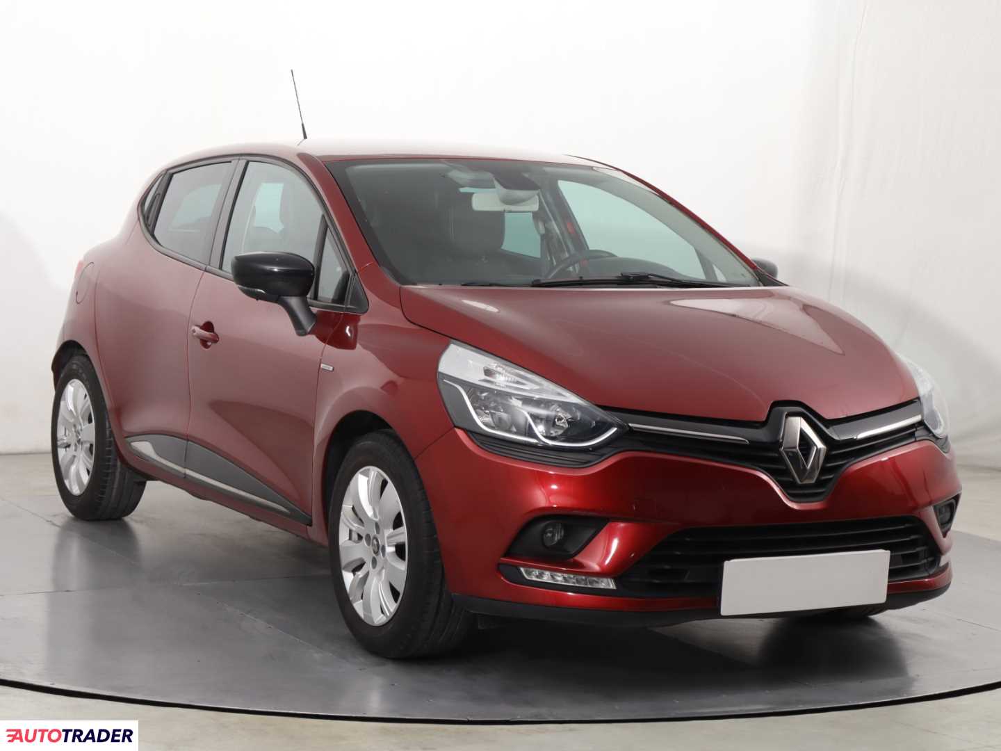 Renault Clio 2018 0.9 88 KM