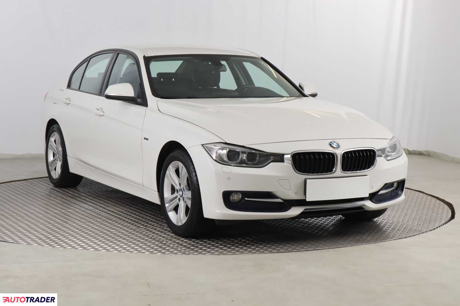BMW 320 2015 2.0 181 KM BMW 320 2015 2.0 181 KM