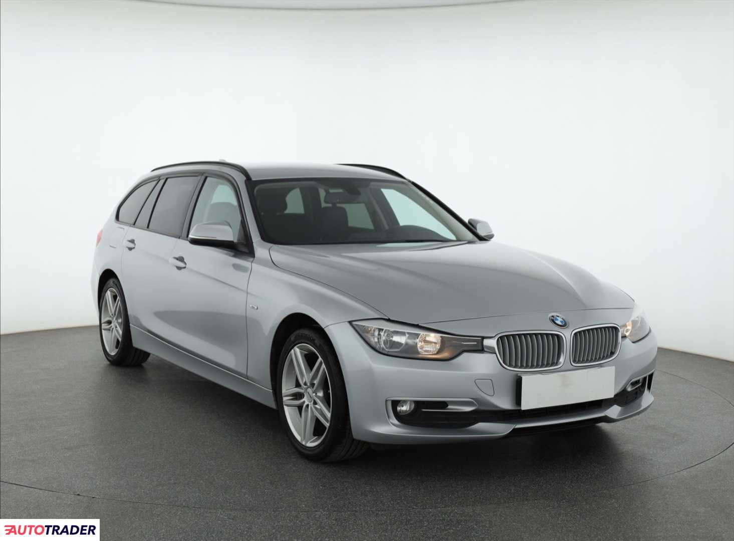 BMW 320 2013 2.0 181 KM