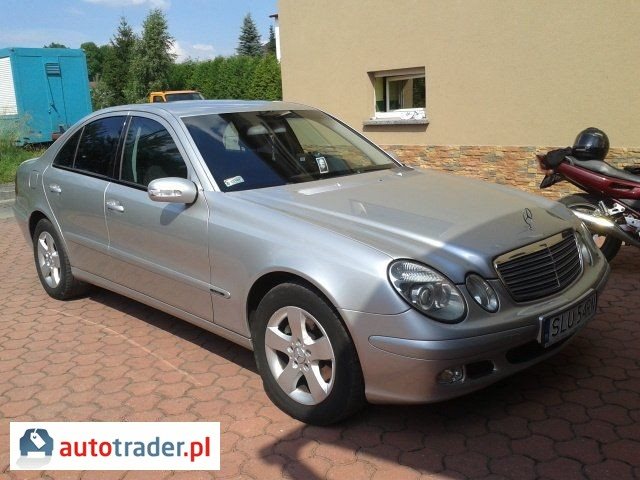 Mercedes 220 2003 2.1 150 KM Mercedes 220 2003 2.1 150 KM