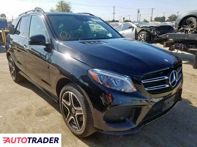 Mercedes GL 2018 3 Mercedes GL 2018 3