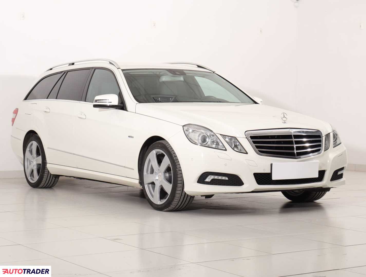 Mercedes E-klasa 2010 1.8 181 KM Mercedes E-klasa 2010 1.8 181 KM