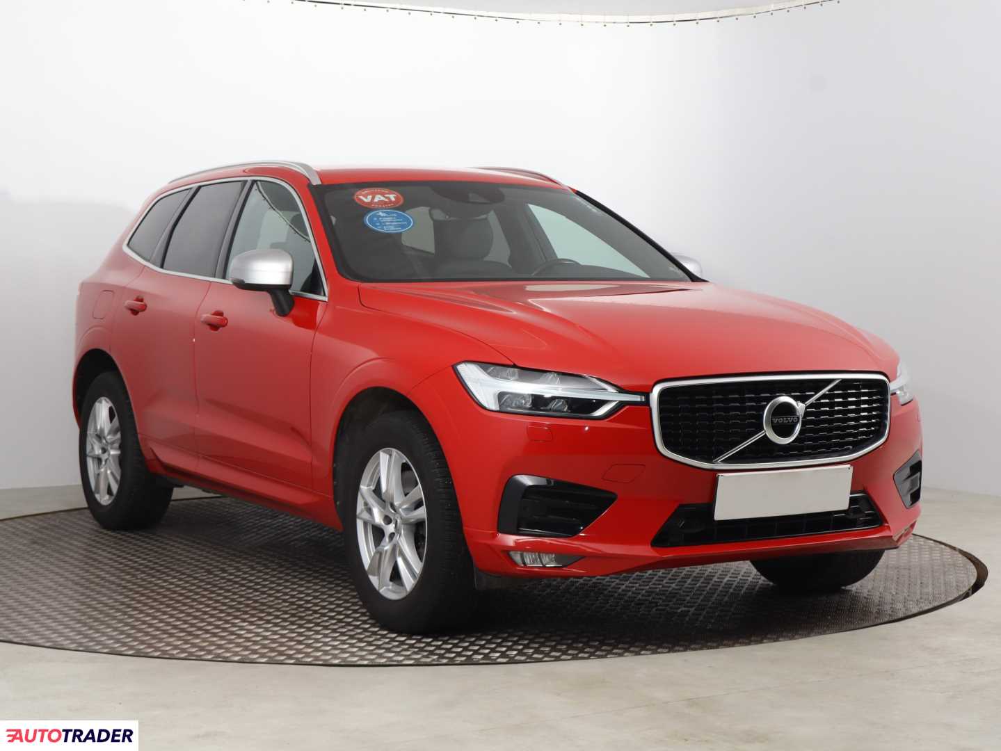 Volvo XC60 2019 2.0 246 KM