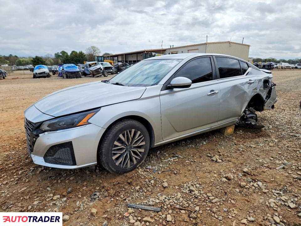 Nissan Altima 2023 2