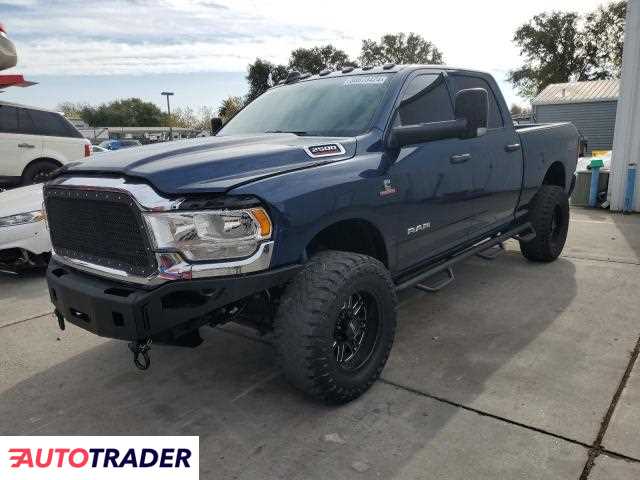 Dodge Ram 6.0 diesel 2019r. (SACRAMENTO)