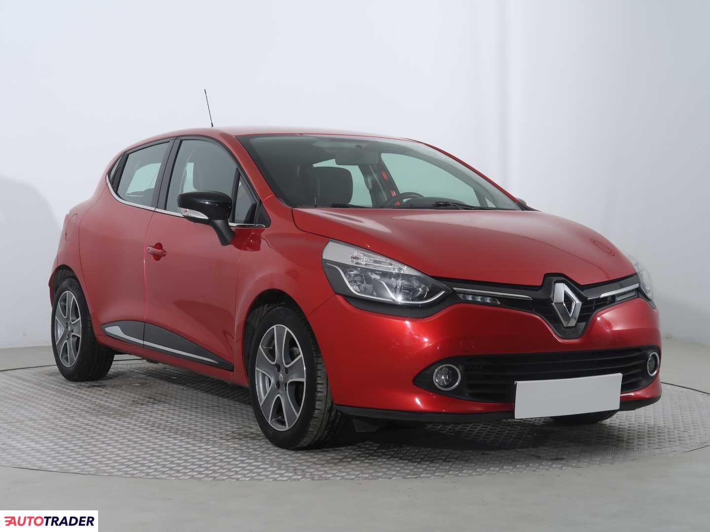 Renault Clio 2015 0.9 88 KM