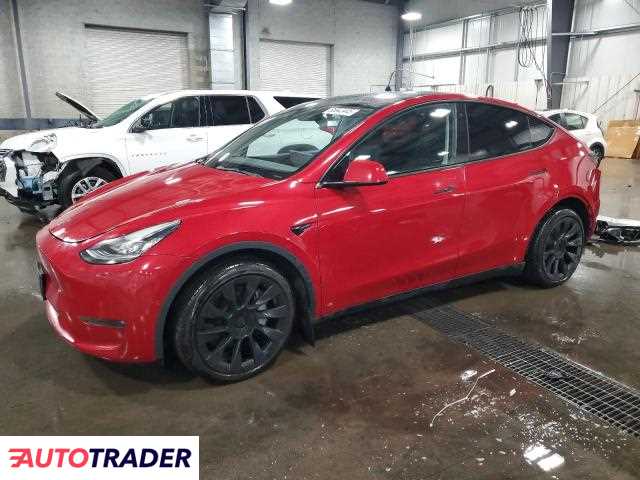 Tesla Model Y 2022