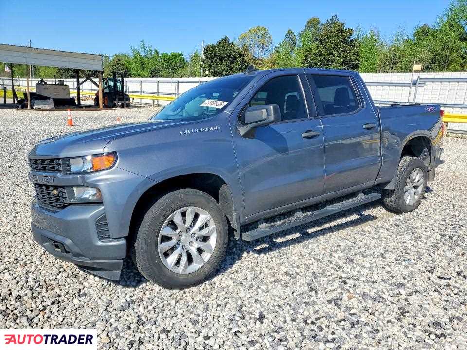 Chevrolet Silverado 2022 2