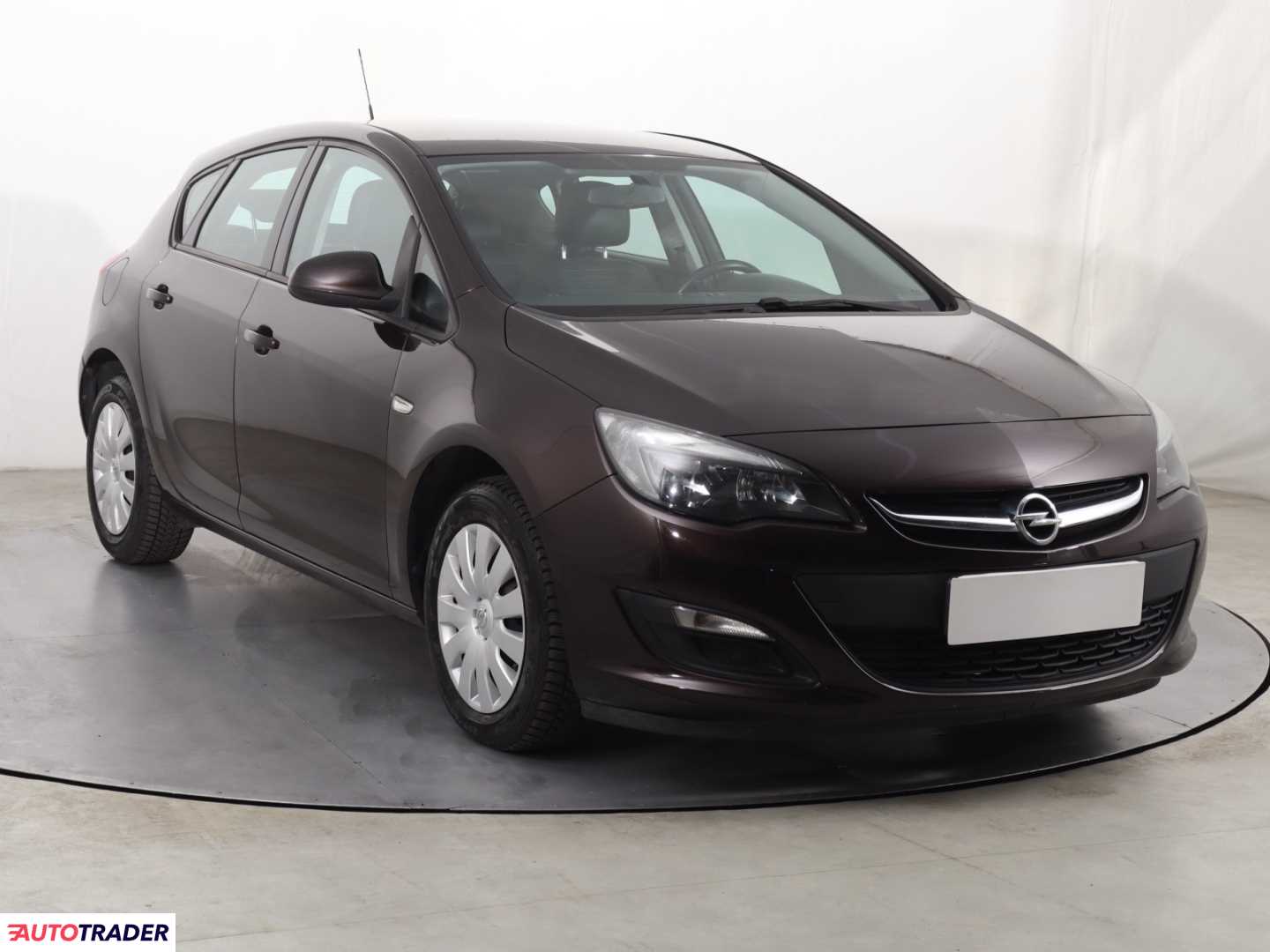 Opel Astra 2015 1.6 113 KM