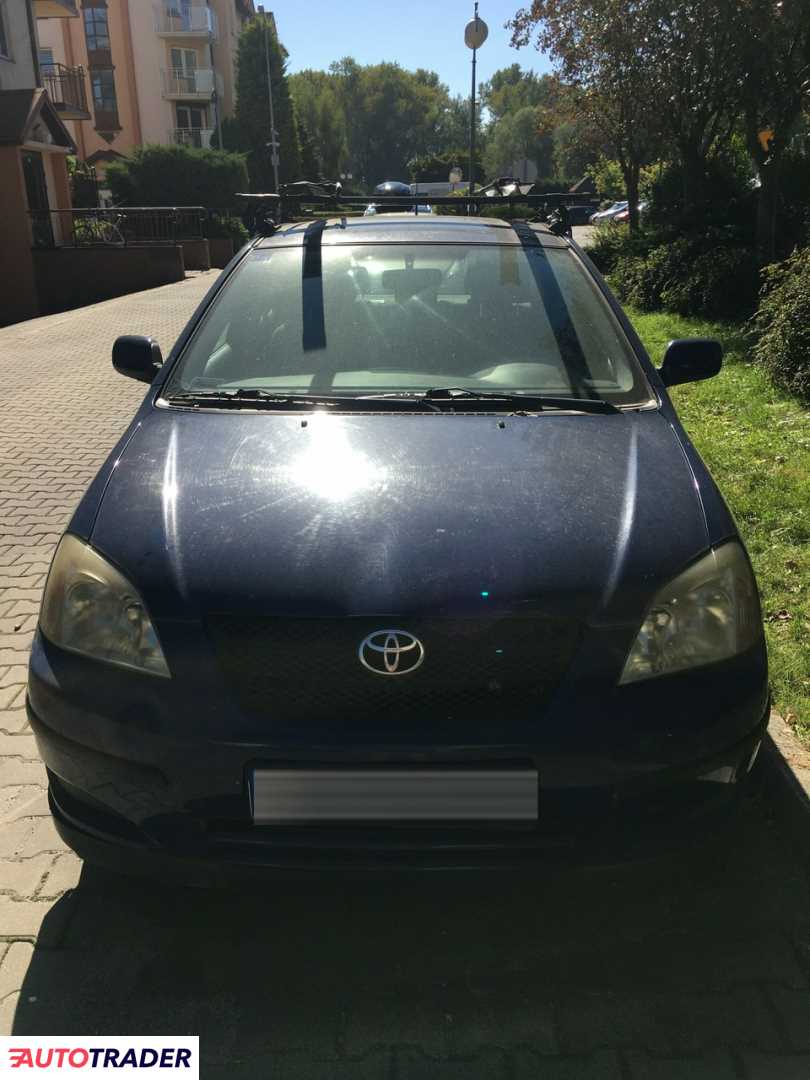 Toyota Corolla 2003 1.4 96 KM