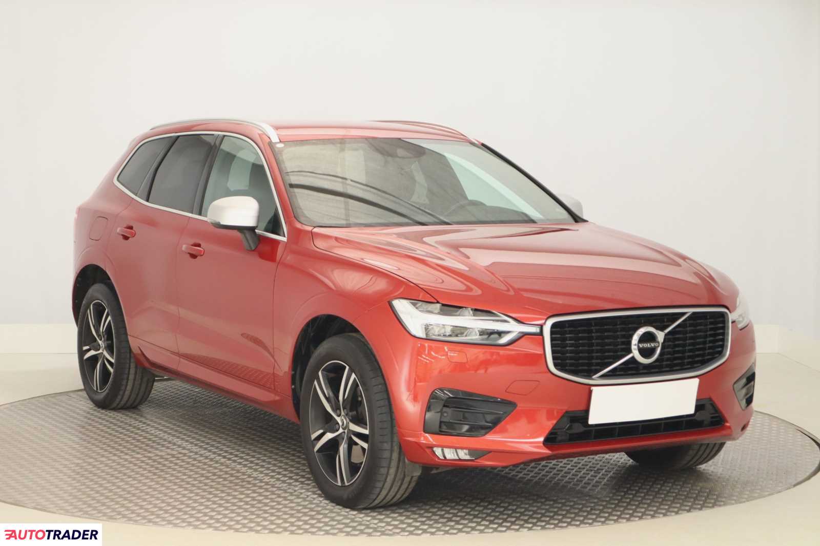 Volvo XC60 2018 2.0 305 KM