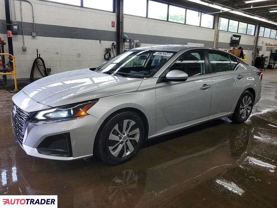 Nissan Altima 2023 2