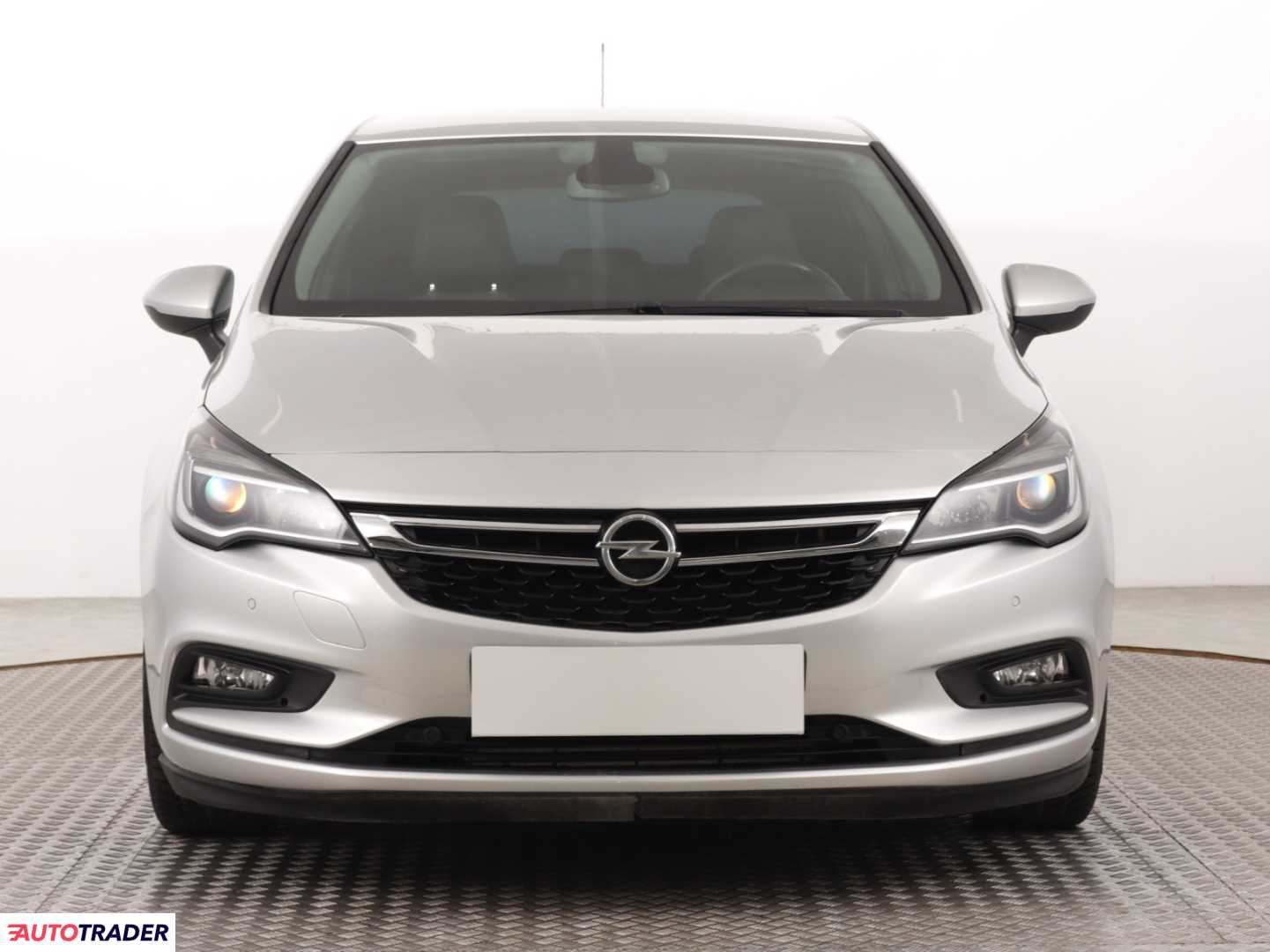 Opel Astra 2019 1.4 147 KM