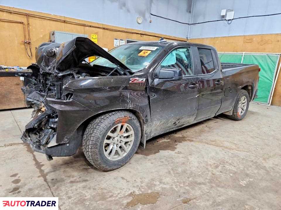 Chevrolet Silverado 2020 5