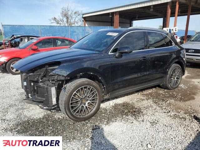 Porsche Cayenne 2.0 benzyna 2020r. (RIVERVIEW)